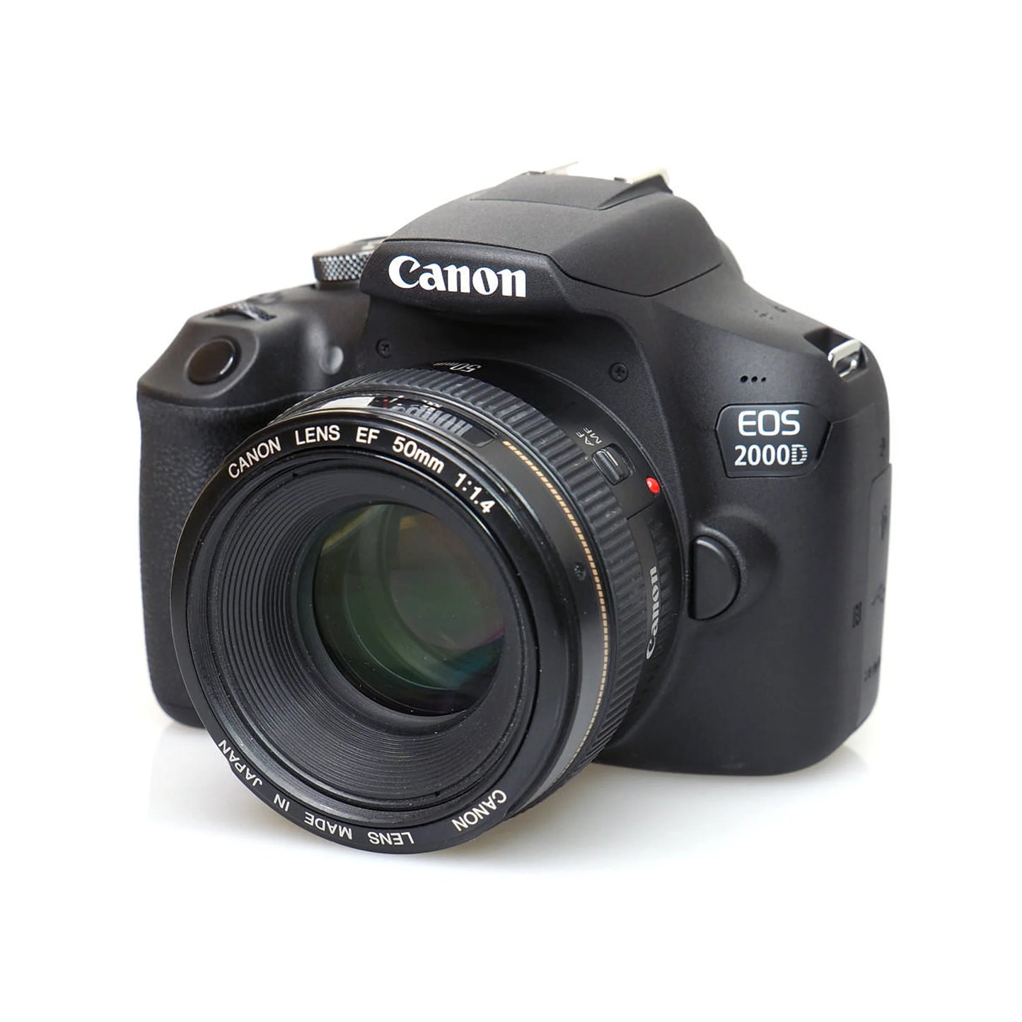 Canon EOS 2000D Kit (EF-S 18-55mm IS II) + EF 75-300 f4-5.6 III