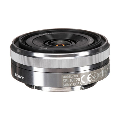 Sony E 16mm F2.8 (SEL16F28, Silver)