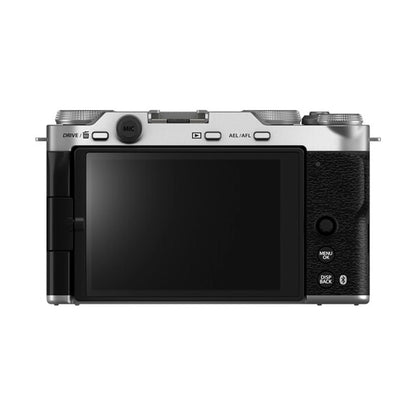 Fujifilm X-M5 Mirrorless Camera with XC 15-45mm F/3.5-5.6 Lens (Silver)
