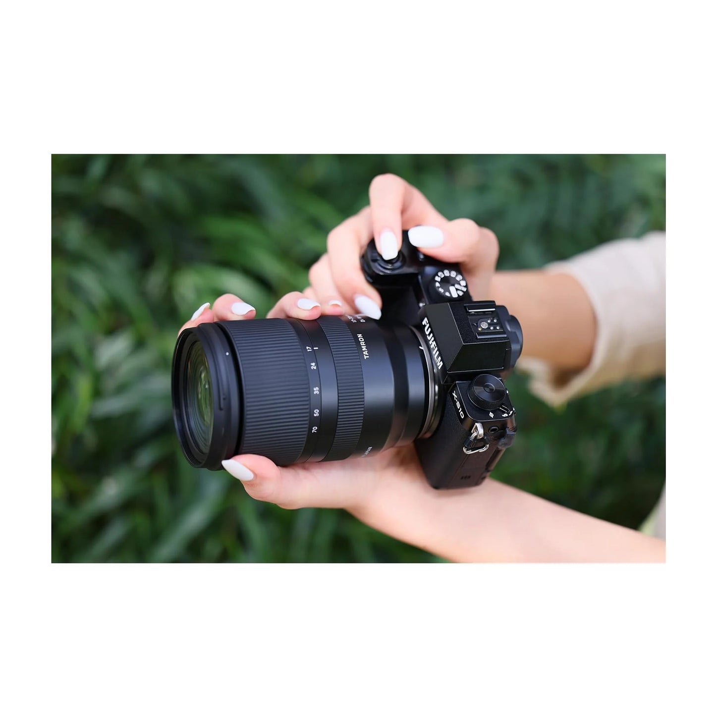 Tamron 17-70mm F/2.8 Di III-A VC RXD Lens (B070S) (Fuji X)